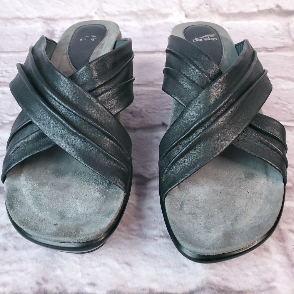 Dansko Avalon black leather slides euro 38 - Picture 4 of 8